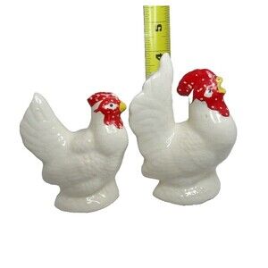 Rooster Hen Salt & Pepper Shakers Vintage Farmhouse Japan Thanksgiving Chicken
